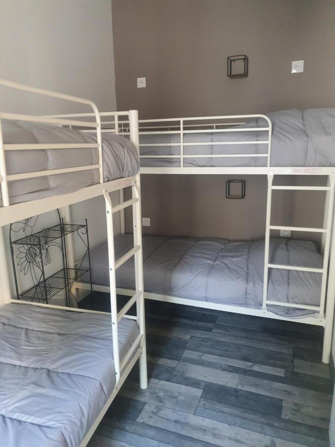 Bienvenue Chez Les Ch'Oups Le Loft 50 M2 Apartment La Bourboule Exterior photo
